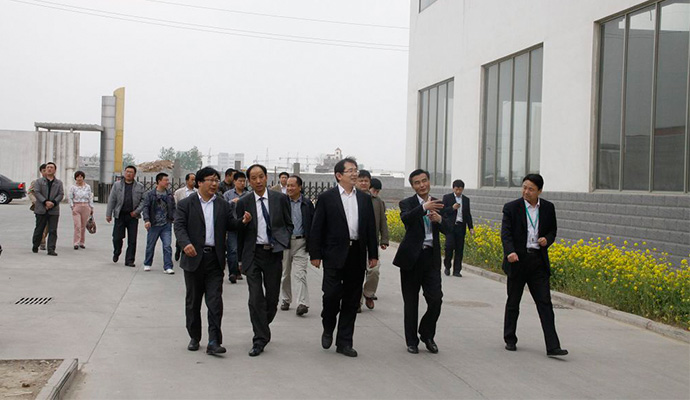 沙河玻璃考察团莅临兰迪