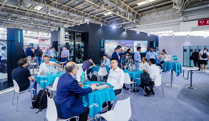 China Glass 2025 | 兰迪展会首日精彩回顾
